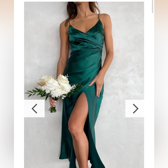 COPY - Billy J Emerald Elsa Midi Dress - Picture 5 of 10